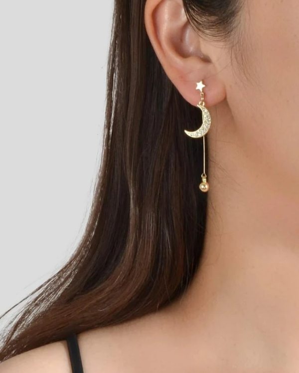 گوشواره‌ آویز ماه و ستاره و گوی‌دار