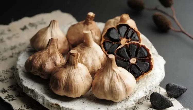 خواص سیر سیاه در طب سنتی